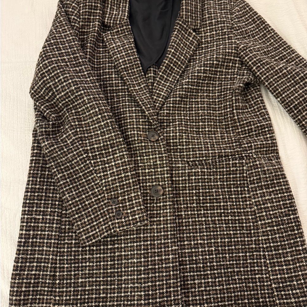 Old Navy Black and White Plaid Blazer